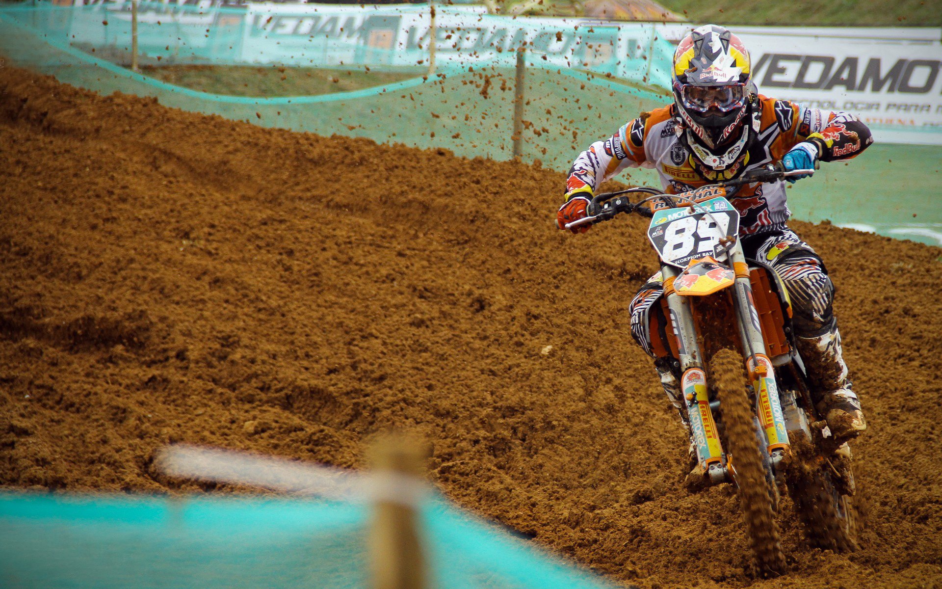 德甲：拜仁在退赛中小胜多特，积分榜领先优势扩大，德甲拜仁几连冠