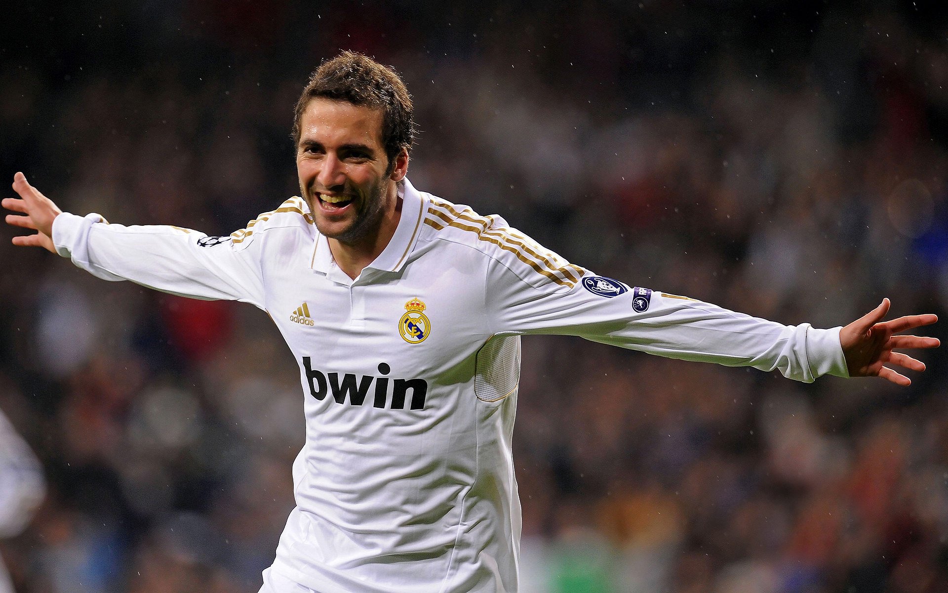 豪门是否应提供更多资源支持退役球员发展，豪门要求